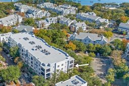 200 River Landing Drive photo 4