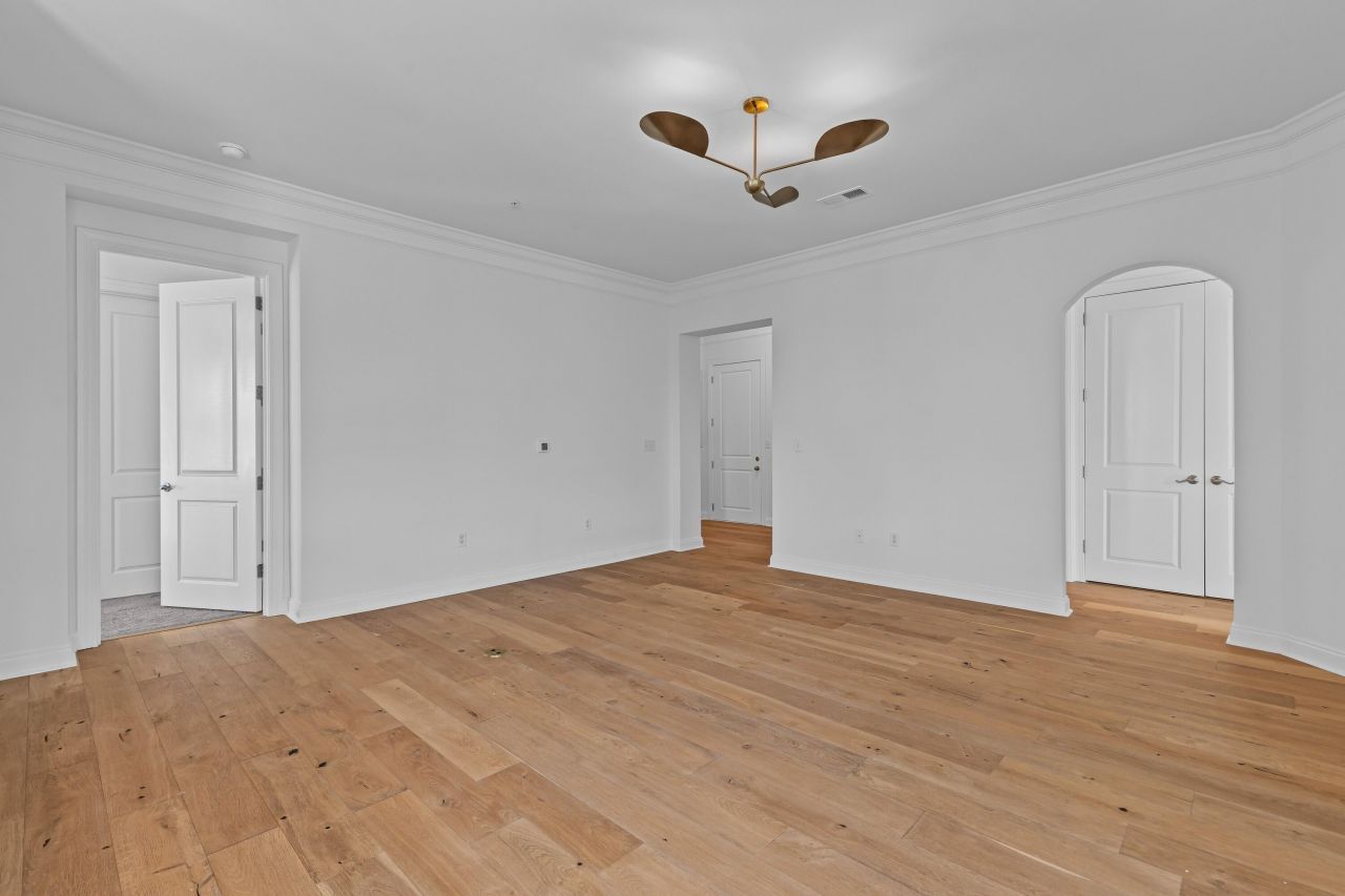 200 River Landing Drive Photo 8