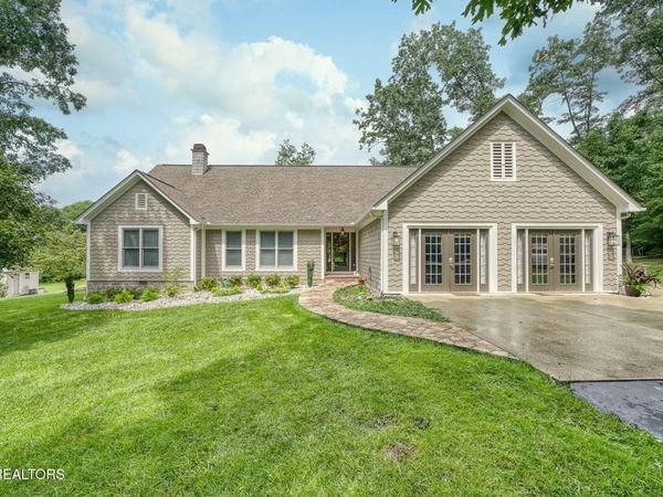 345 Myra Drive, Crossville, TN 38572