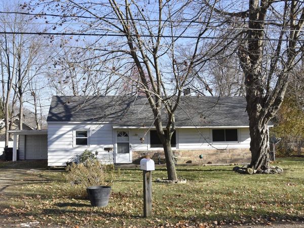 11 Fullerton, Galesburg, MI 49053