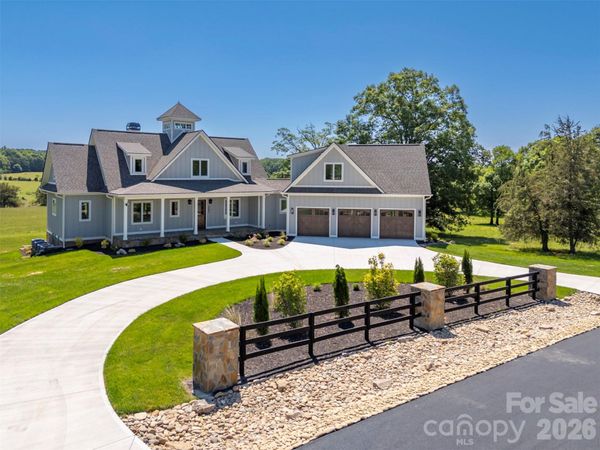 297 Mountain Meadows Lane, Unit 7, Tryon, NC 28782