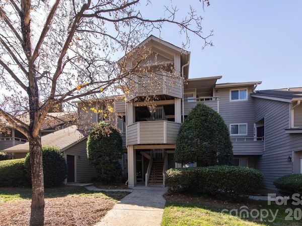 2536 Stradbrook Drive, Unit B, Charlotte, NC 28210