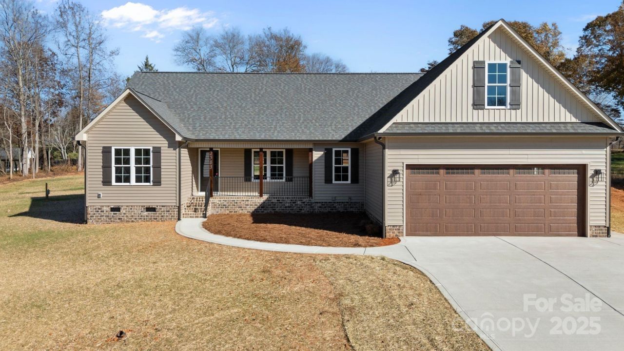 2583 Wallace Acres Lane, Lincolnton, NC 28092 Main Photo