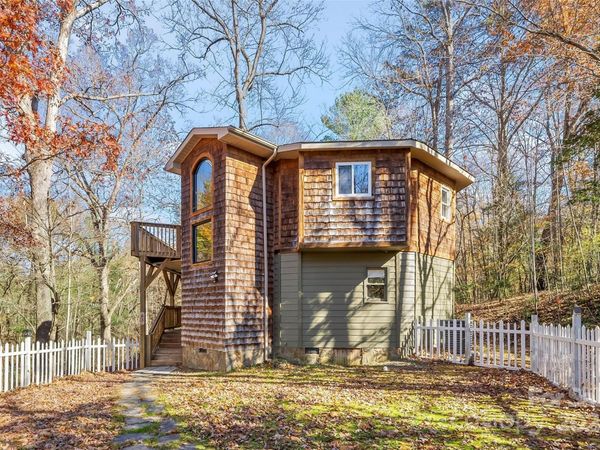 83 Cascades Parkway, Nebo, NC 28761
