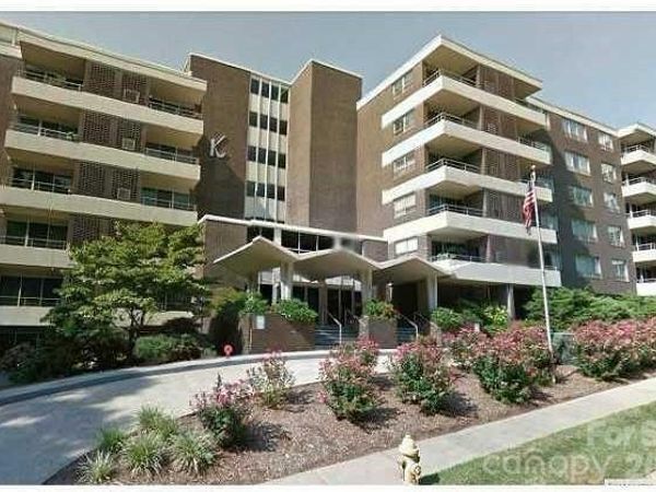 1300 Reece Road, Unit 302, Charlotte, NC 28209