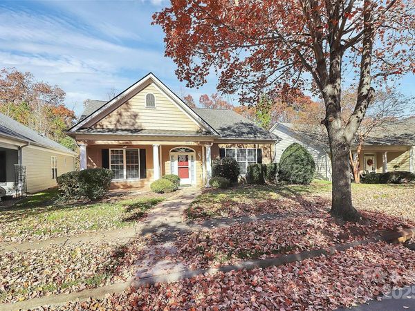 10046 Bishops Gate Boulevard, Pineville, NC 28134