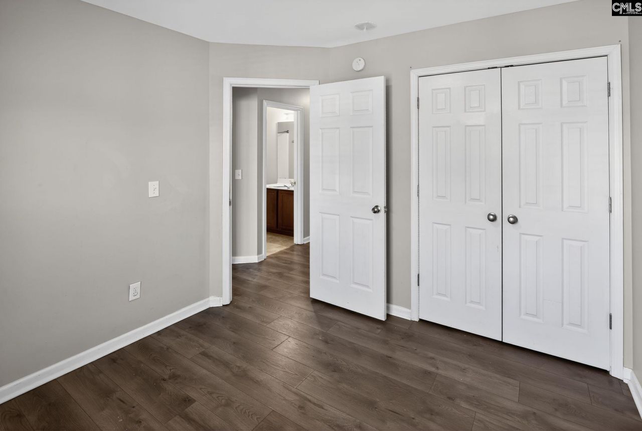 105 Whitton Court Photo 19