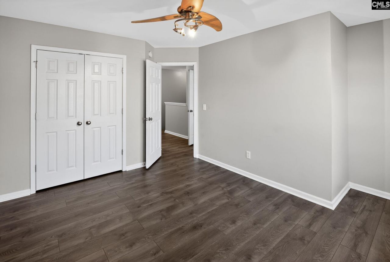 105 Whitton Court Photo 21