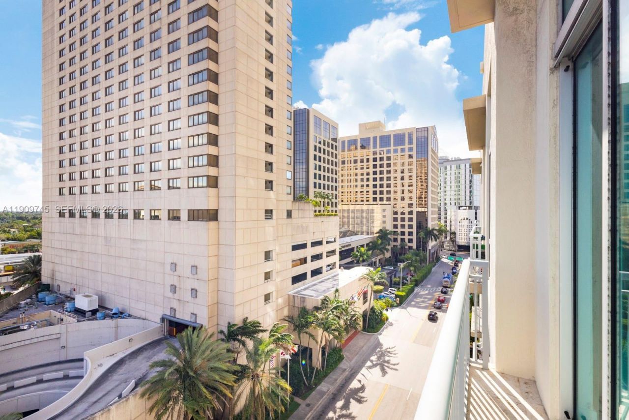 9055 SW 73rd Ct, Unit 707, Miami, FL 33156 Photo