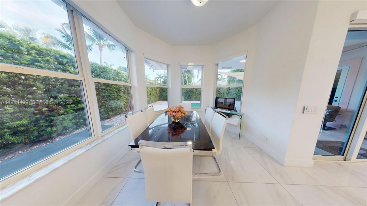 1946 Harbor View Cir, Weston, FL 33327 Photo