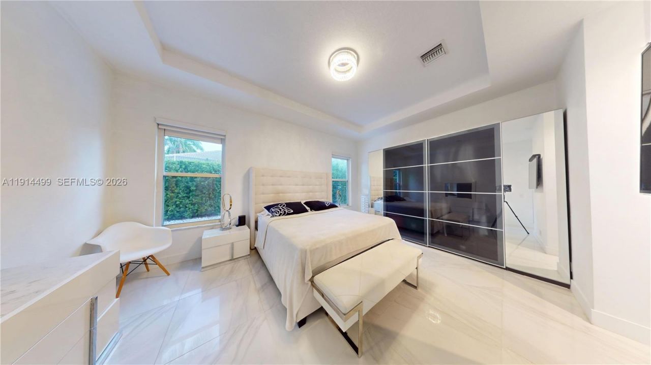 1946 Harbor View Cir, Weston, FL 33327 Photo