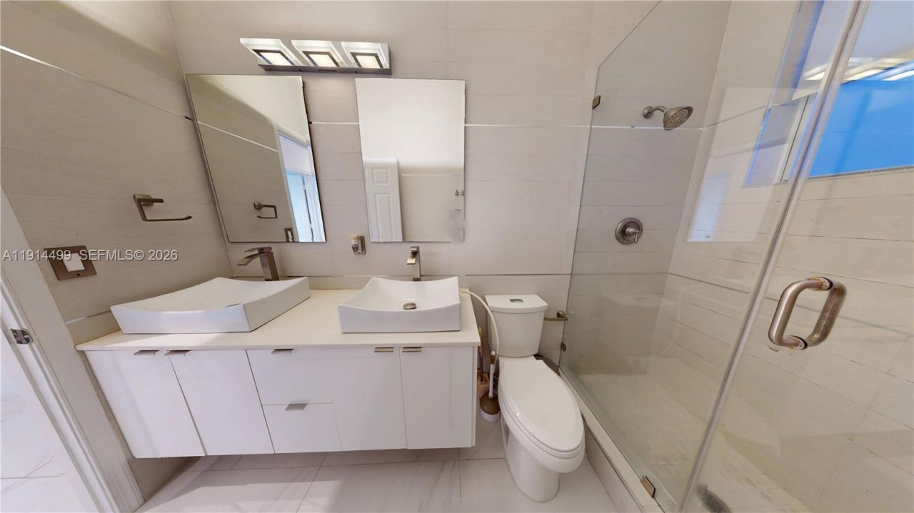 1946 Harbor View Cir, Weston, FL 33327 Photo