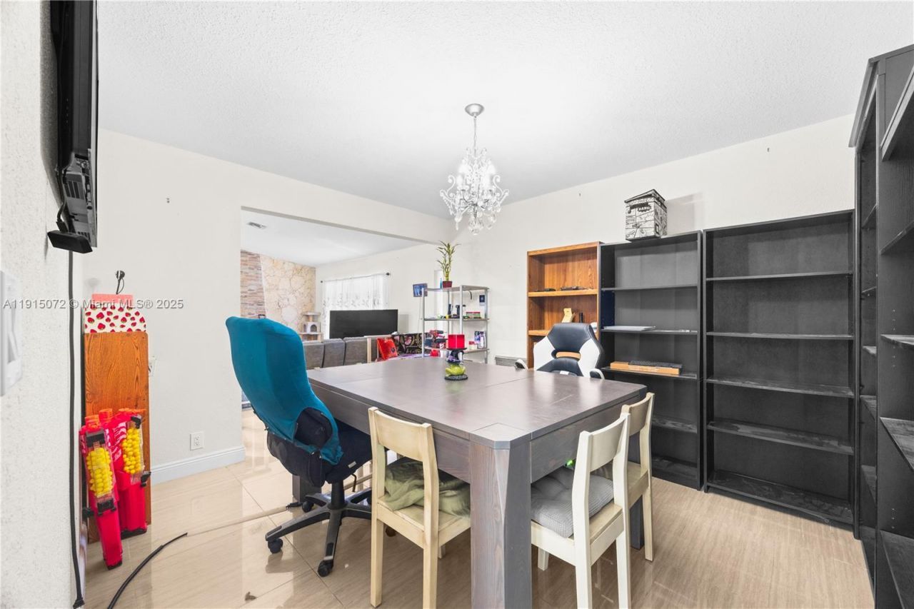 284 NW 92nd Ave, Coral Springs, FL 33071 Photo