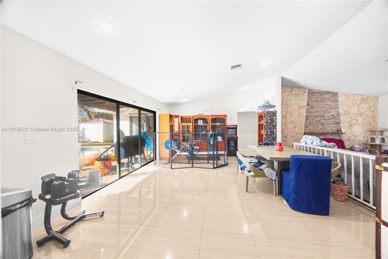 284 NW 92nd Ave, Coral Springs, FL 33071 Photo