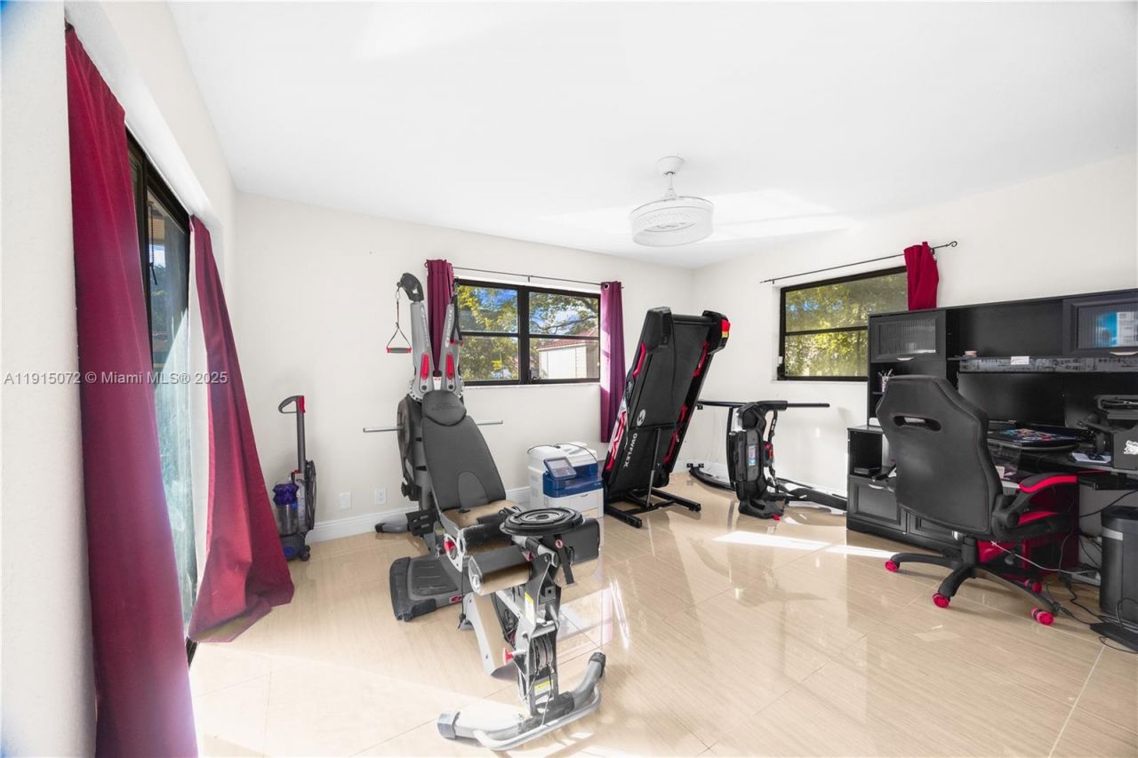 284 NW 92nd Ave, Coral Springs, FL 33071 Photo