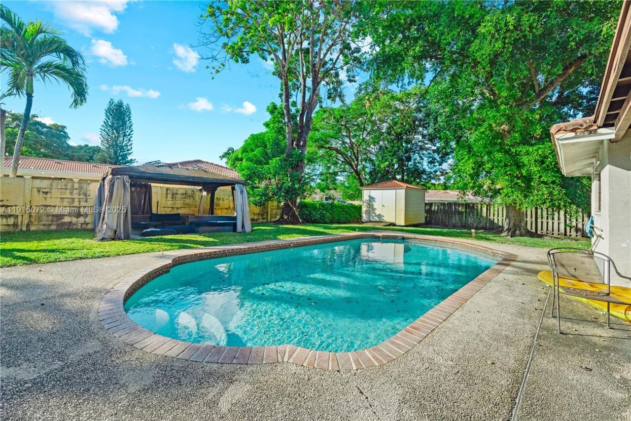 284 NW 92nd Ave, Coral Springs, FL 33071 Photo