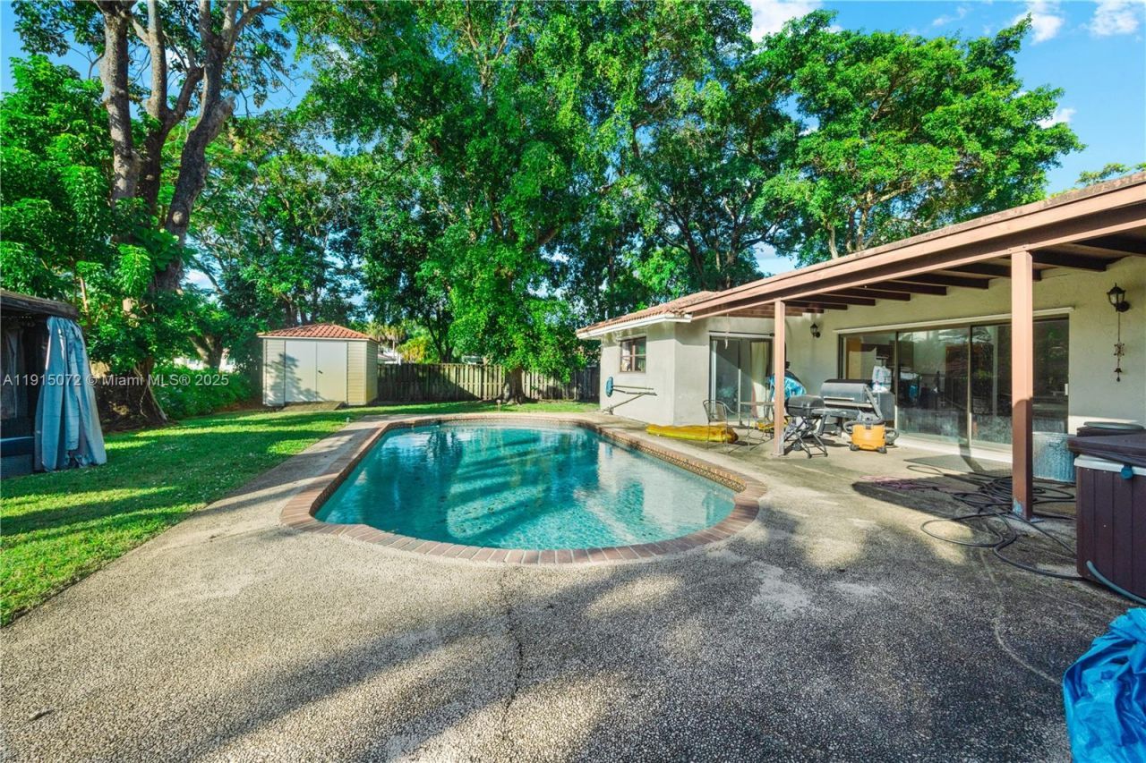 284 NW 92nd Ave, Coral Springs, FL 33071 Photo