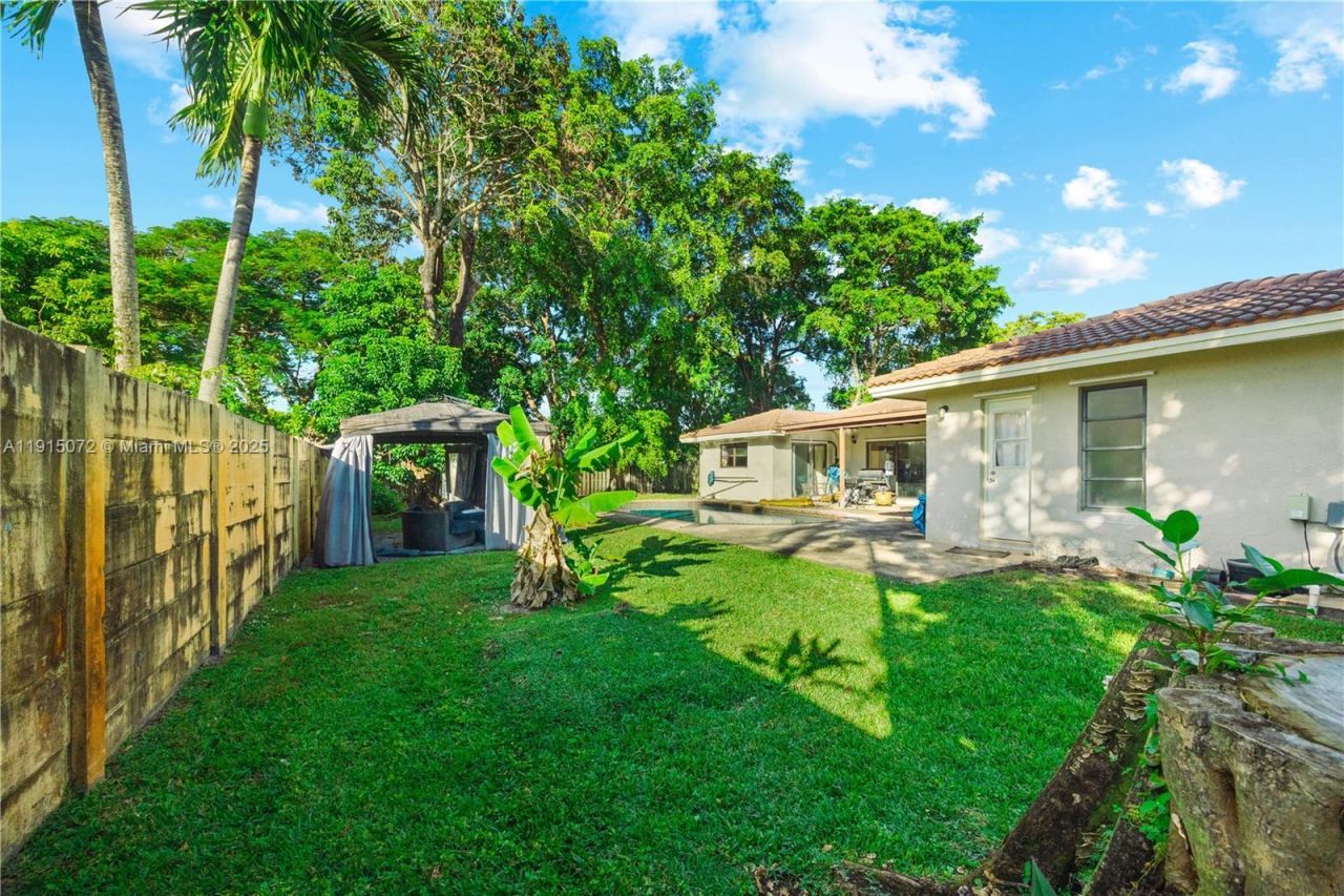 284 NW 92nd Ave, Coral Springs, FL 33071 Photo