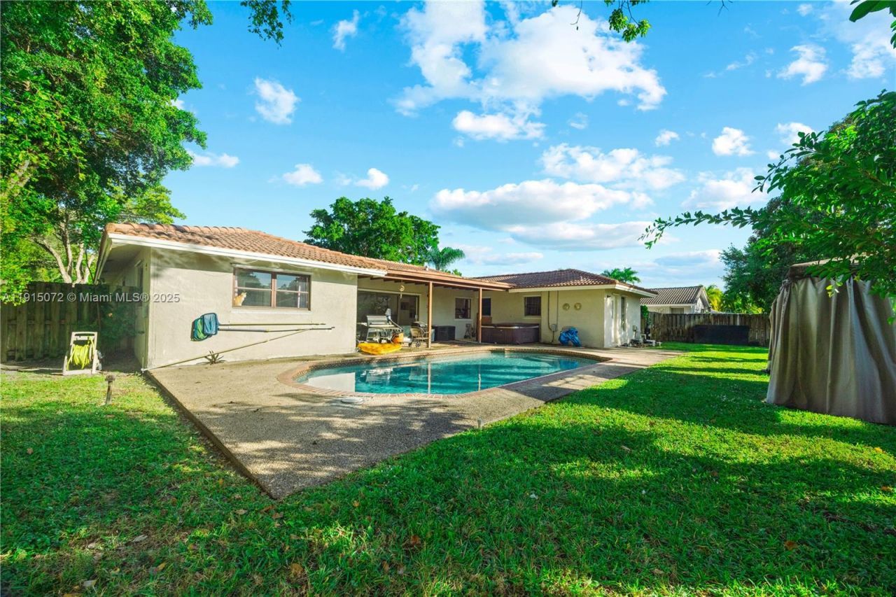 284 NW 92nd Ave, Coral Springs, FL 33071 Photo