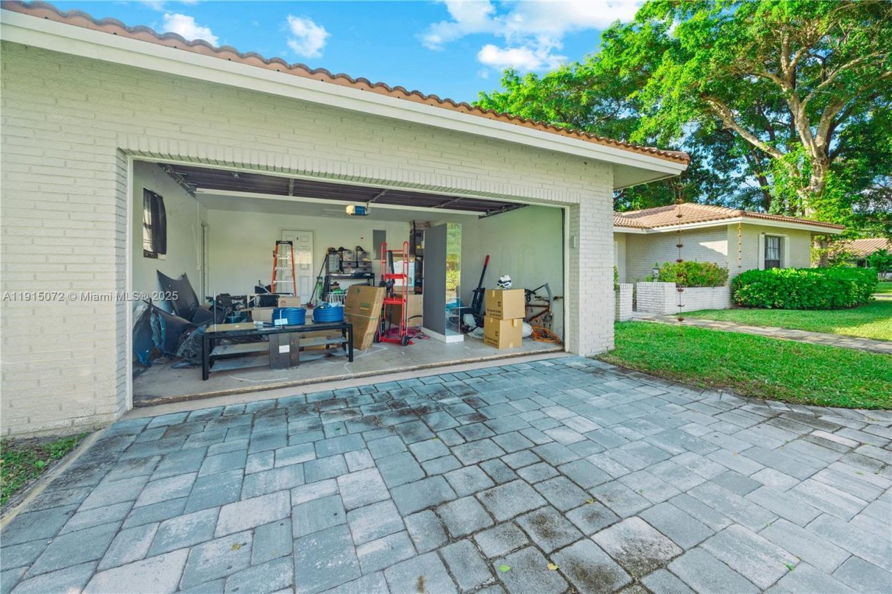 284 NW 92nd Ave, Coral Springs, FL 33071 Photo