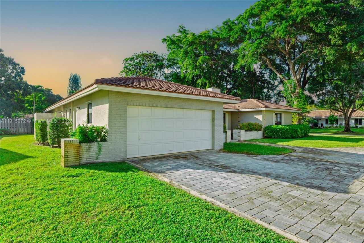 284 NW 92nd Ave, Coral Springs, FL 33071 Photo