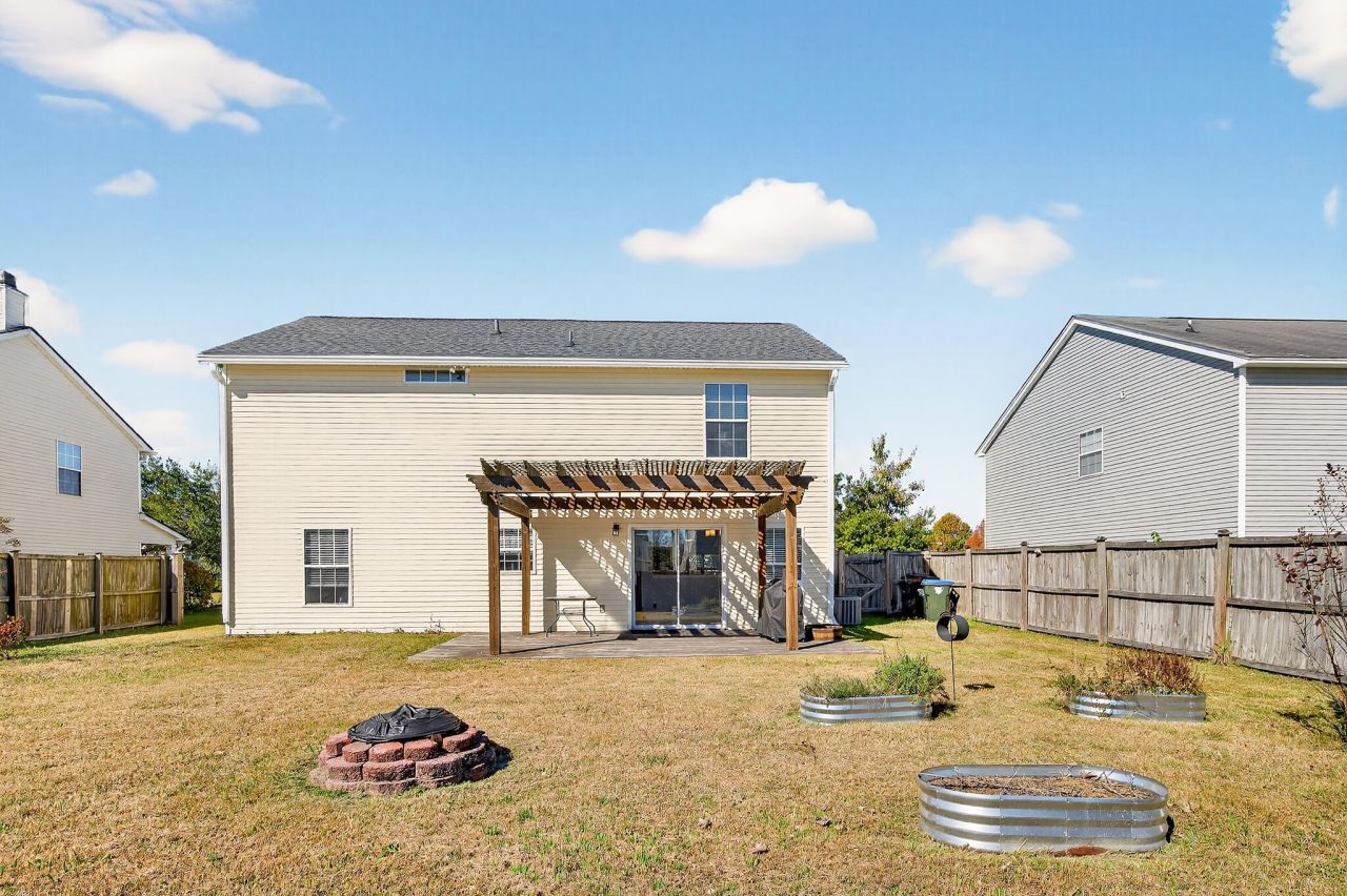 539 Holiday Drive Photo 31