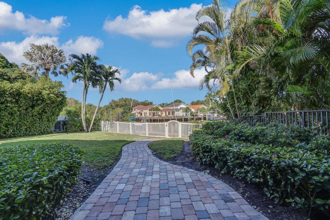 2211 Marseille Drive, Palm Beach Gardens, FL 33410 Photo