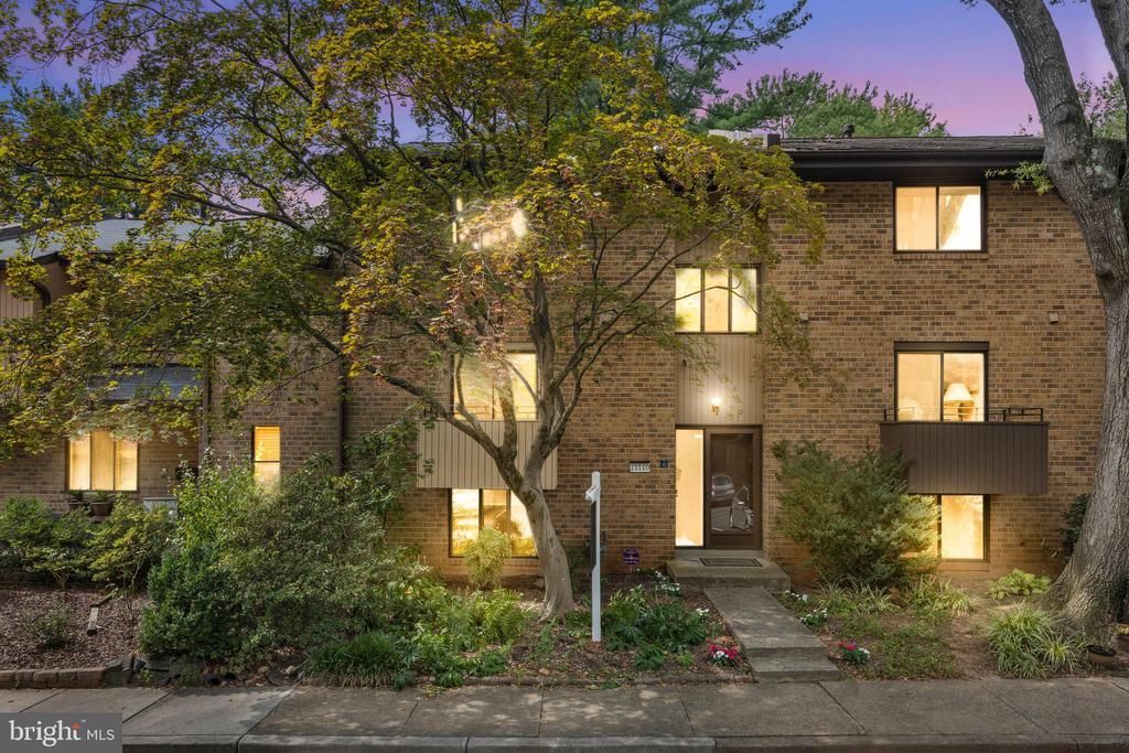 11110 Saffold Way, Reston, VA 20190 Main Photo