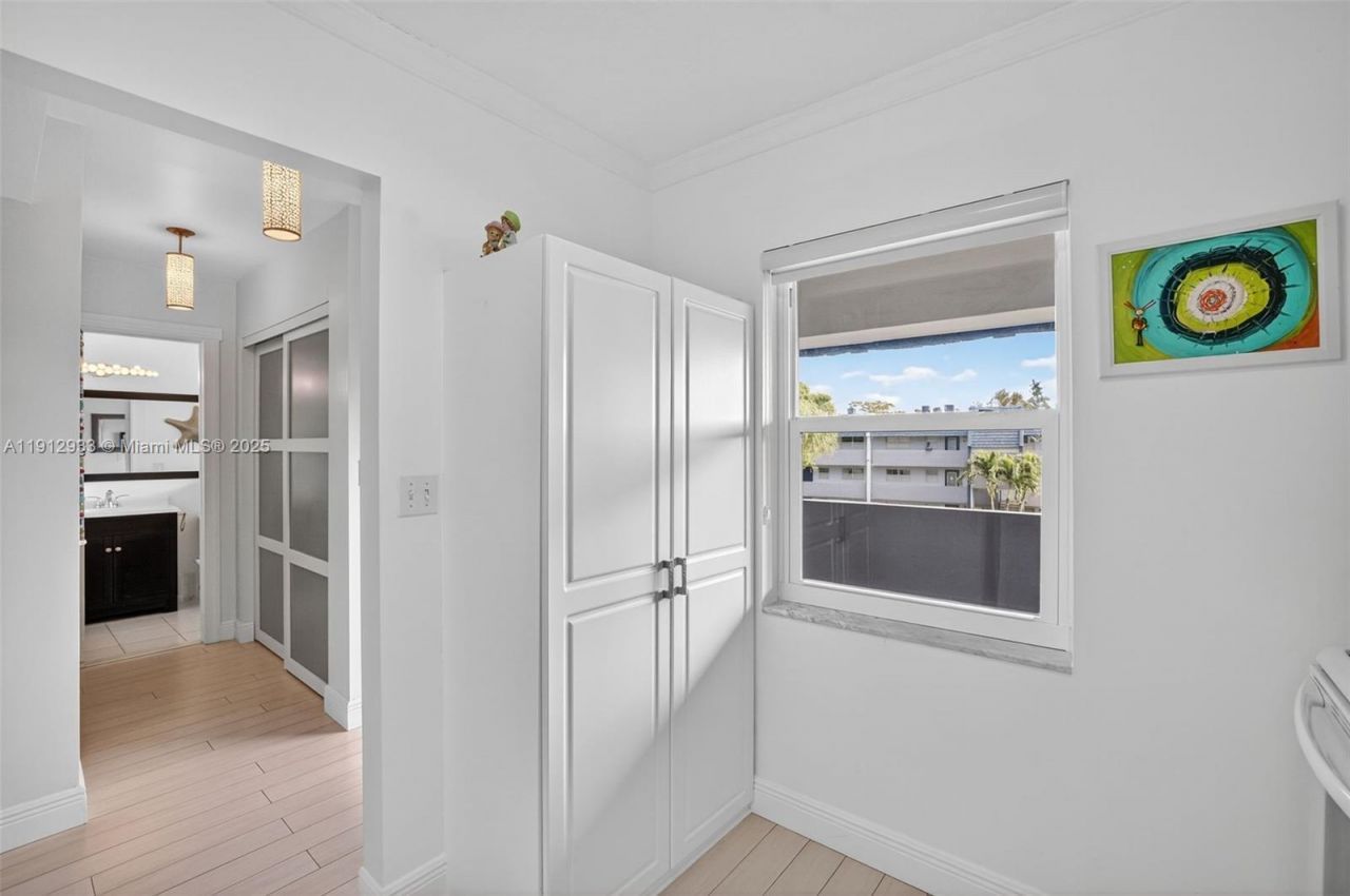 7817 Golf Cir Dr, Unit 305, Margate, FL 33063 Photo