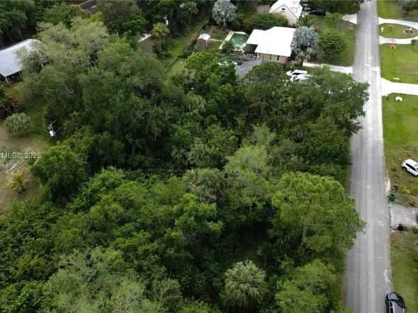 7903 Penny Ln, Fort Pierce, FL 34951