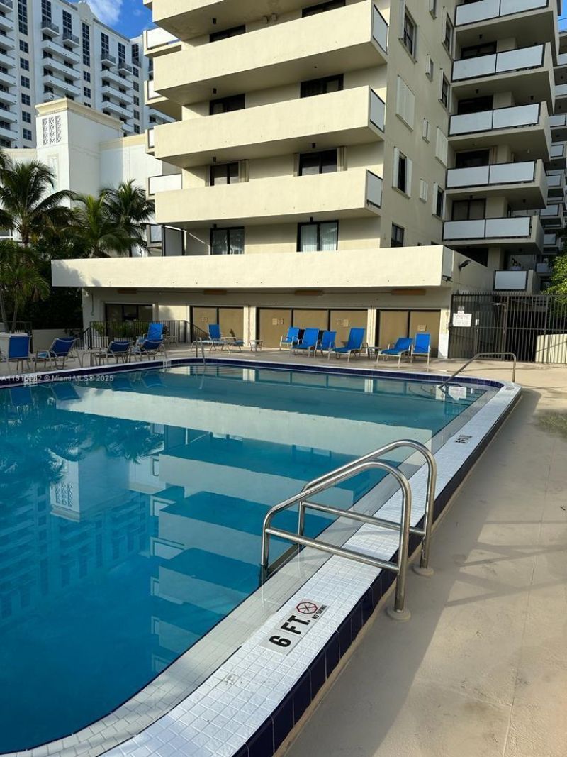 1621 Collins Ave, Unit 505, Miami Beach, FL 33139 Photo