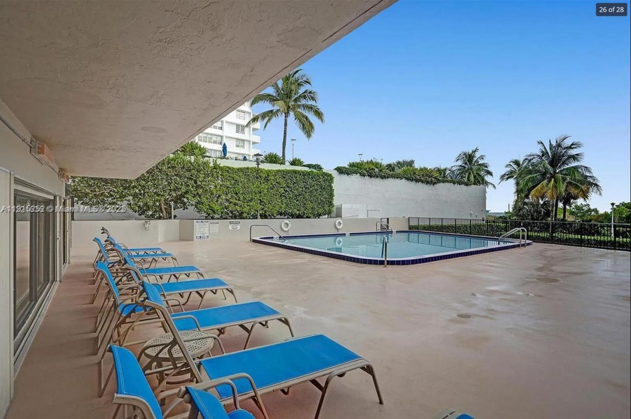 1621 Collins Ave, Unit 505, Miami Beach, FL 33139 Photo
