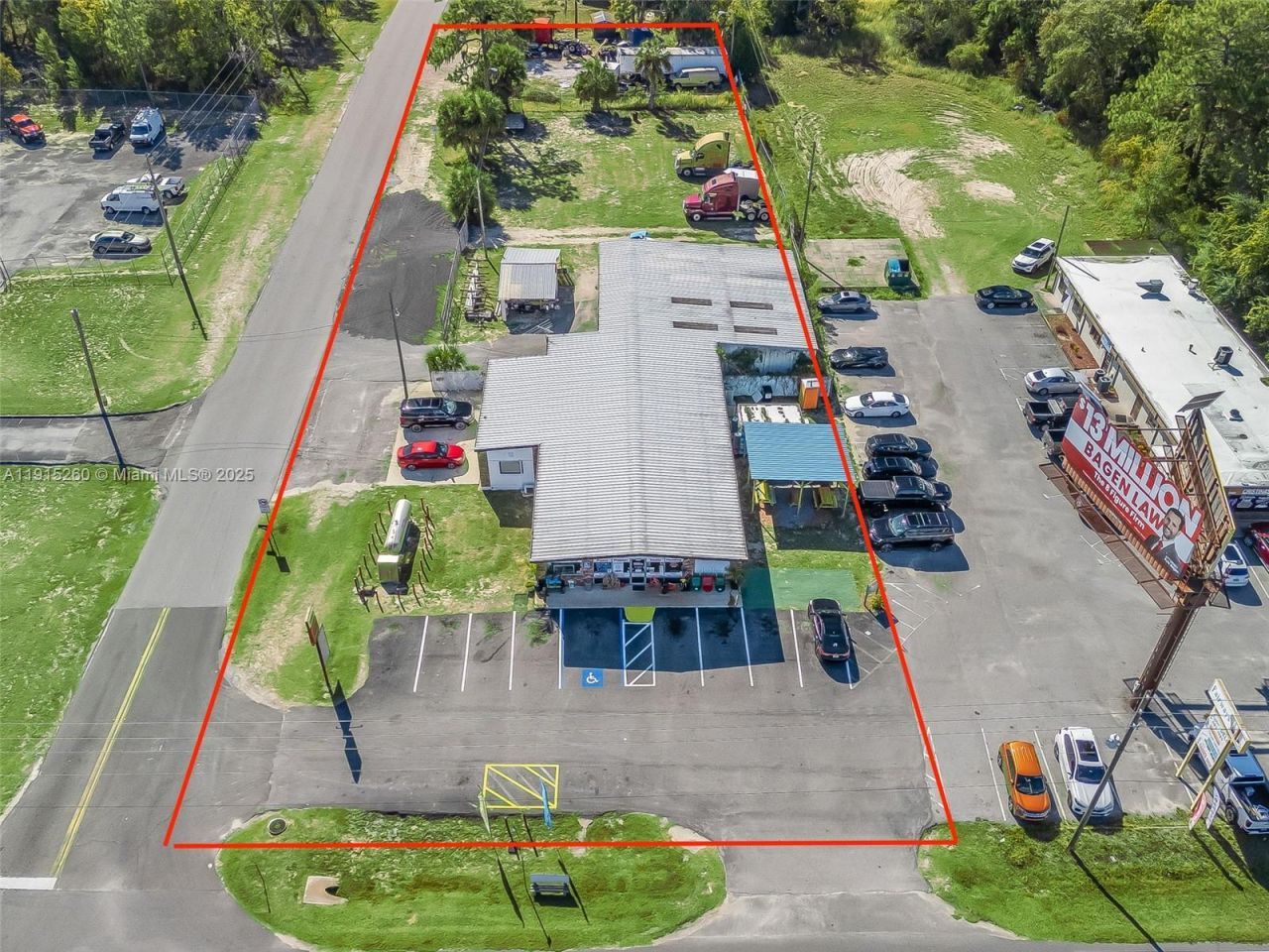 9594 SE Maricamp Road, Ocala, FL 34472 Photo