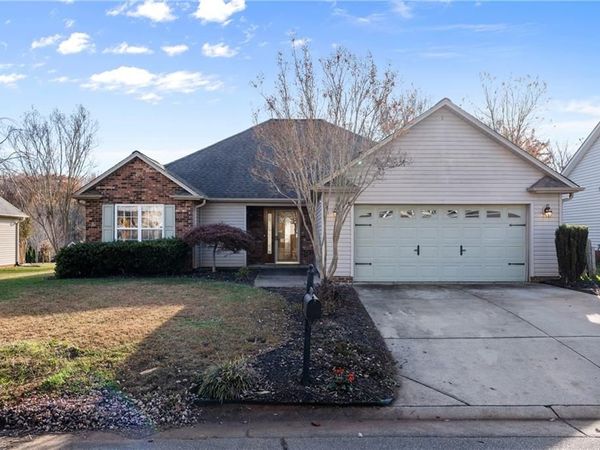 1534 Finwick Drive, Pfafftown, NC 27040