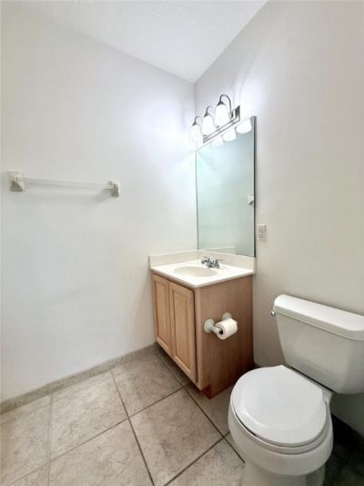 500 7th Square, Unit 102, Vero Beach, FL 32962 Photo