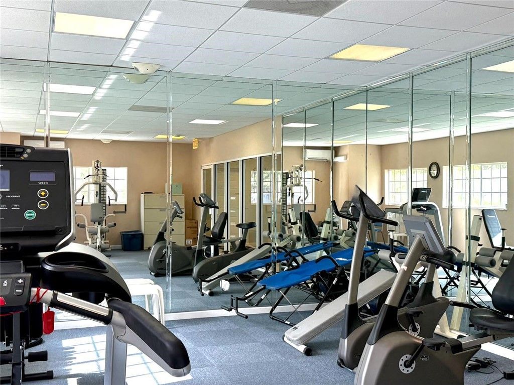 500 7th Square, Unit 102, Vero Beach, FL 32962 Photo