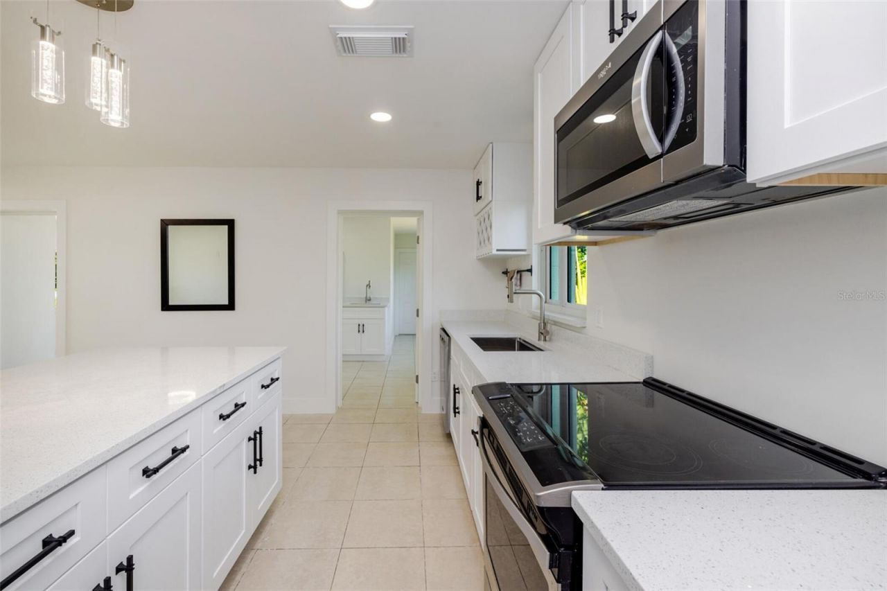 204 Alabama Court, Lehigh Acres, FL 33936 Photo