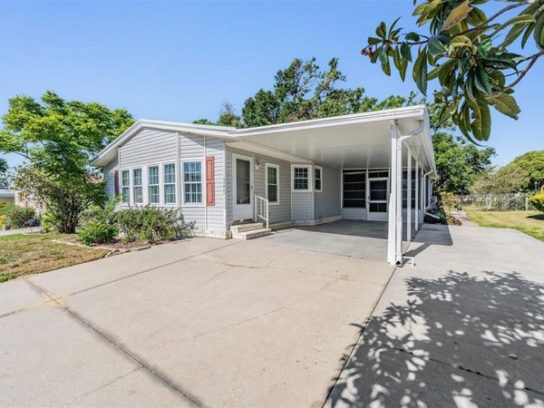 37422 NEUKOM AVENUE, ZEPHYRHILLS, FL 33541