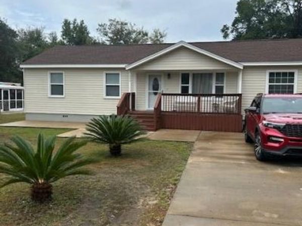 358 Edge Avenue, Valparaiso, FL 32580