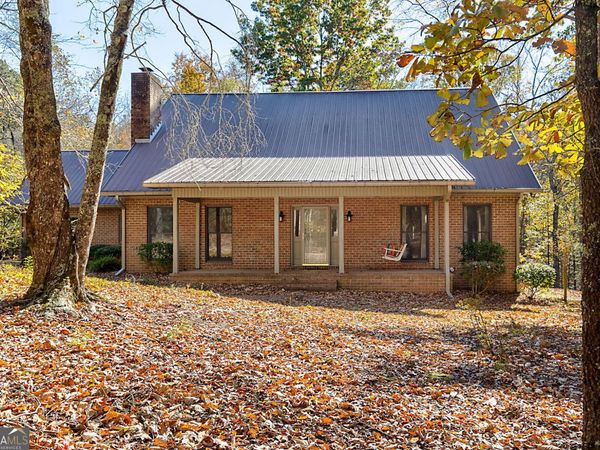 121 Oak Circle, Pine Mountain, GA 31822