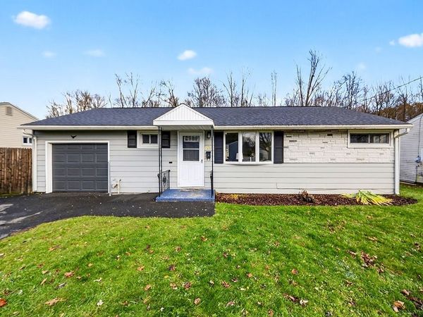 105 Florida Road S, Syracuse, NY 13211