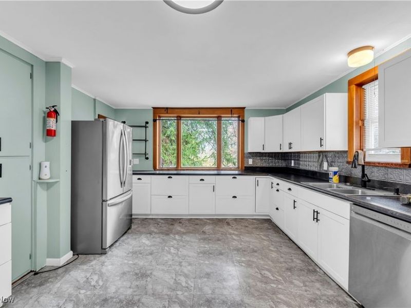 115 W Main Street, New London, OH 44851 Photo 8