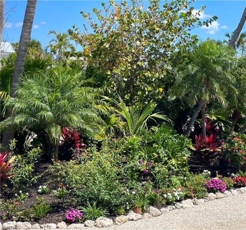 2391 Shop Rd, Sanibel, FL 33957 Photo