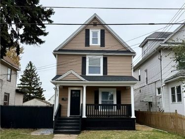 1717 Whitney Avenue, Niagara Falls, NY 14301