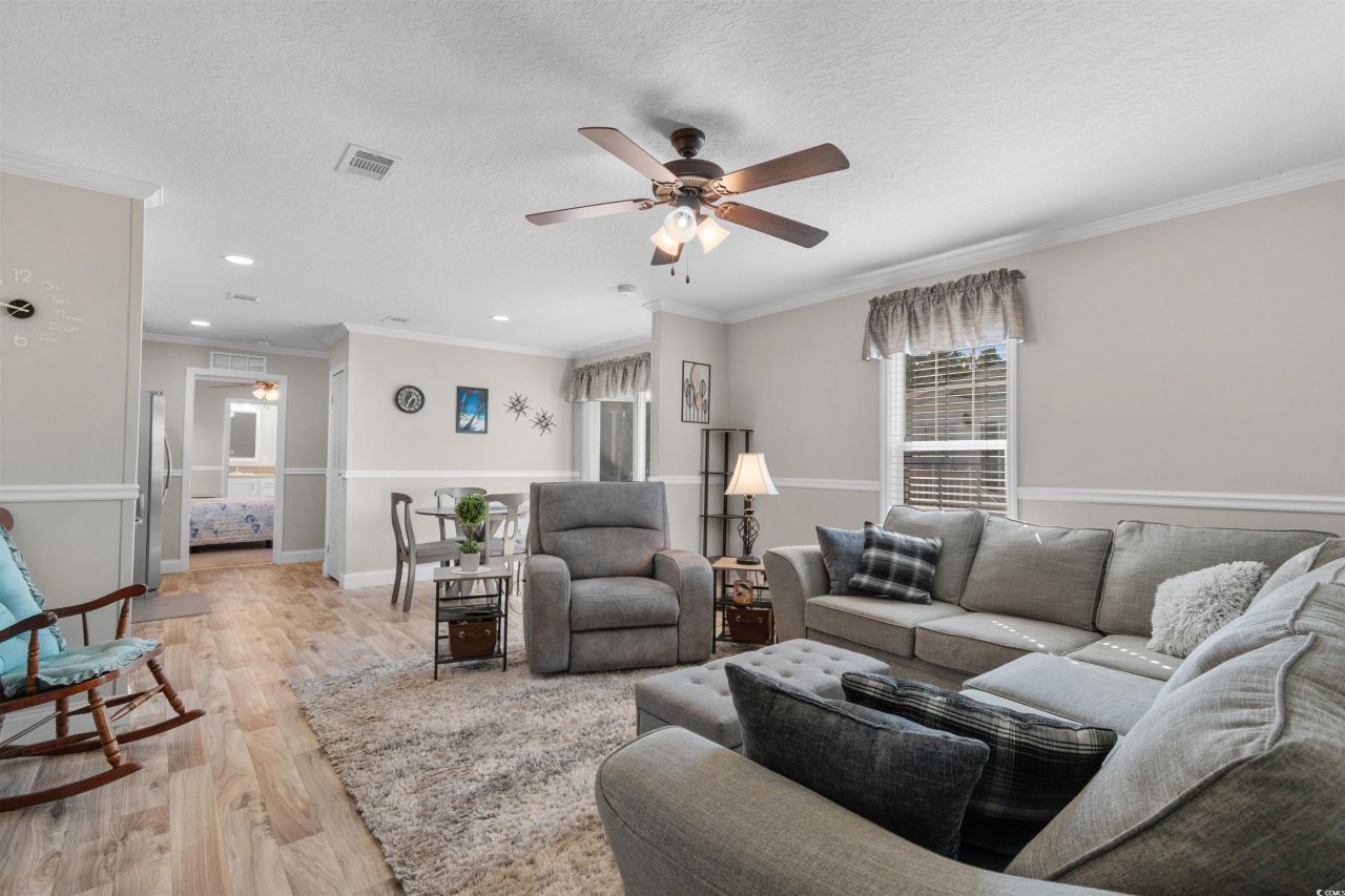 40 Shamrock Circle Photo 4