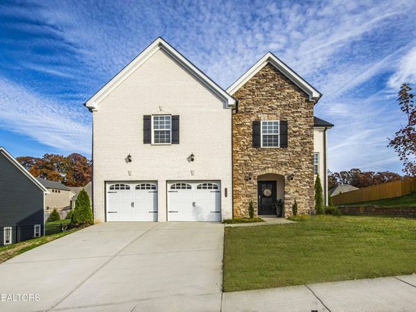 1424 Staffwood Rd, Knoxville, TN 37922