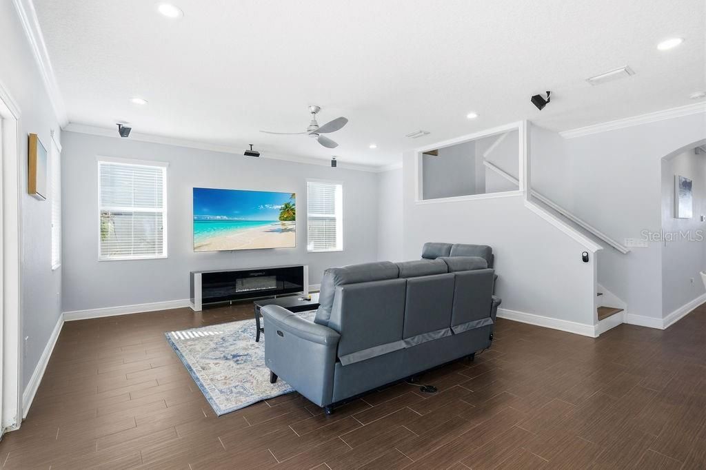 10534 Lake Seminole Terrace, Seminole, FL 33772 Photo