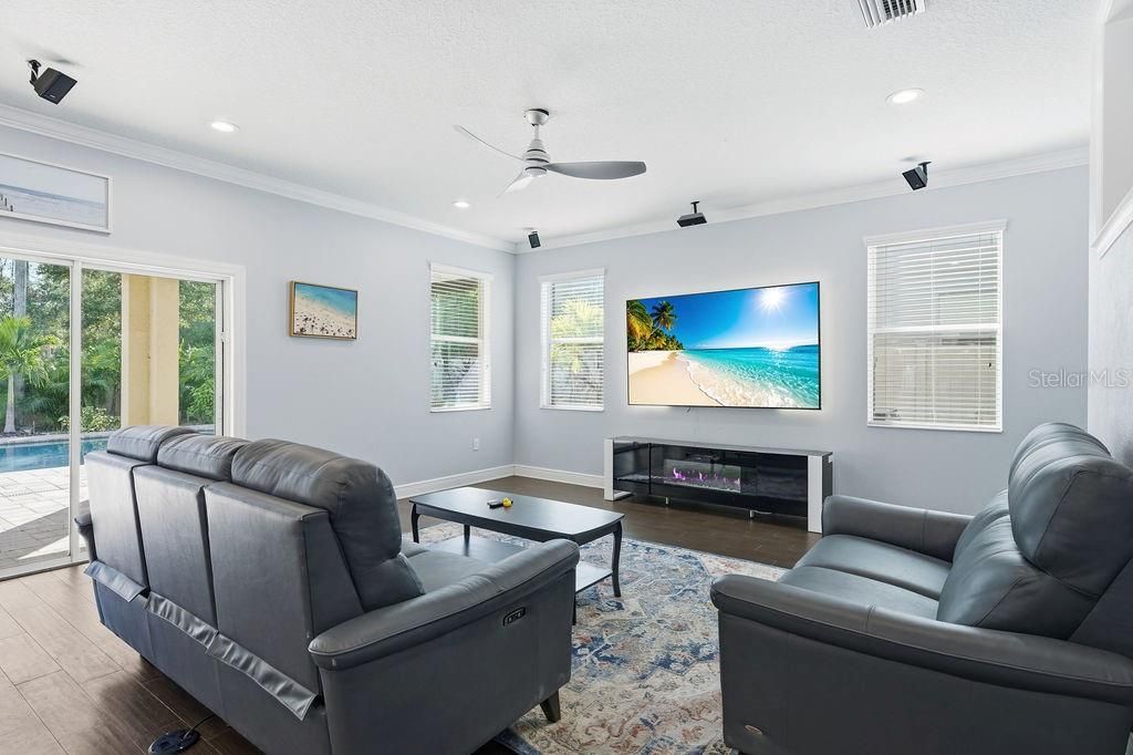 10534 Lake Seminole Terrace, Seminole, FL 33772 Photo