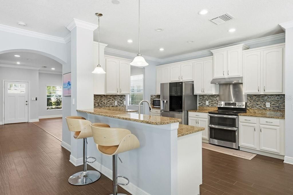 10534 Lake Seminole Terrace, Seminole, FL 33772 Photo