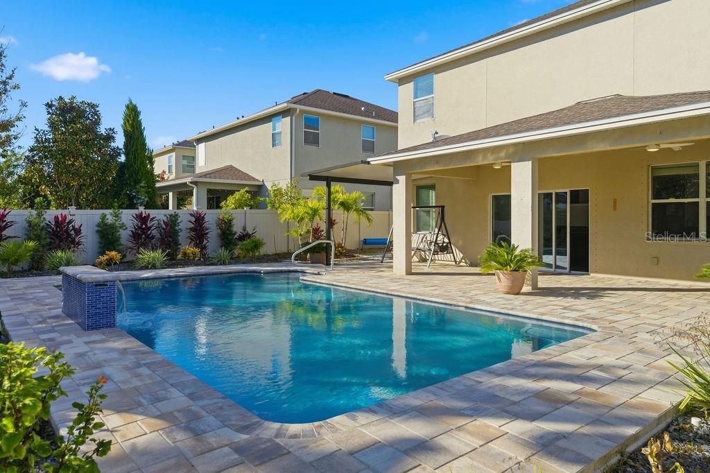 10534 Lake Seminole Terrace, Seminole, FL 33772 Photo